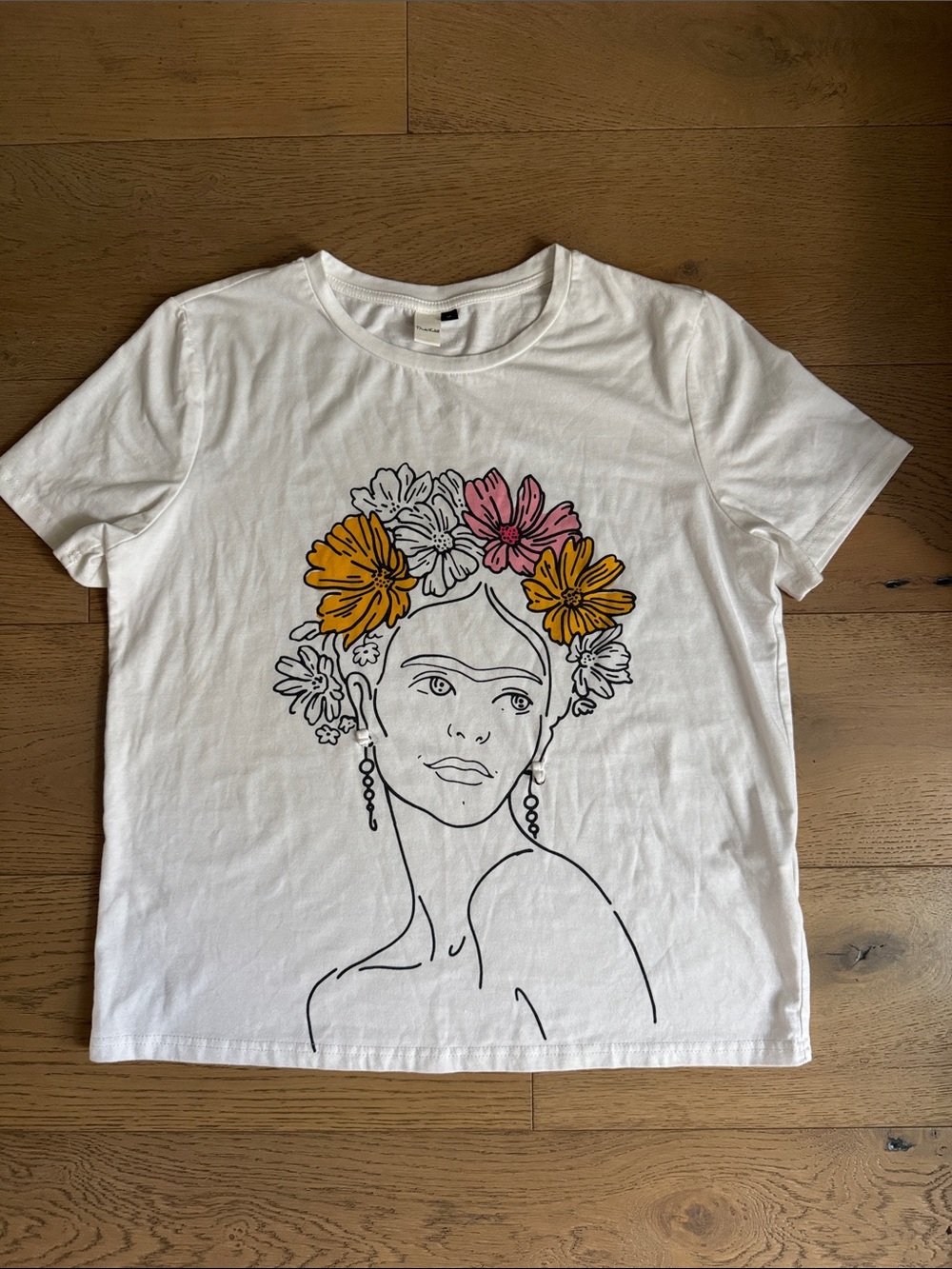 SHEIN Frida Kahlo portrait floral white tee